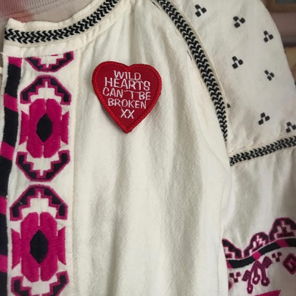 Embroidered Patch Heart Wild Hearts Can't Be Broken - Picture 4 of 6